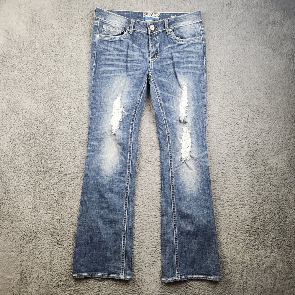 Refuge Runway Everyday Bootcut Jeans Womens 10R Medium Wash Distressed Stretch